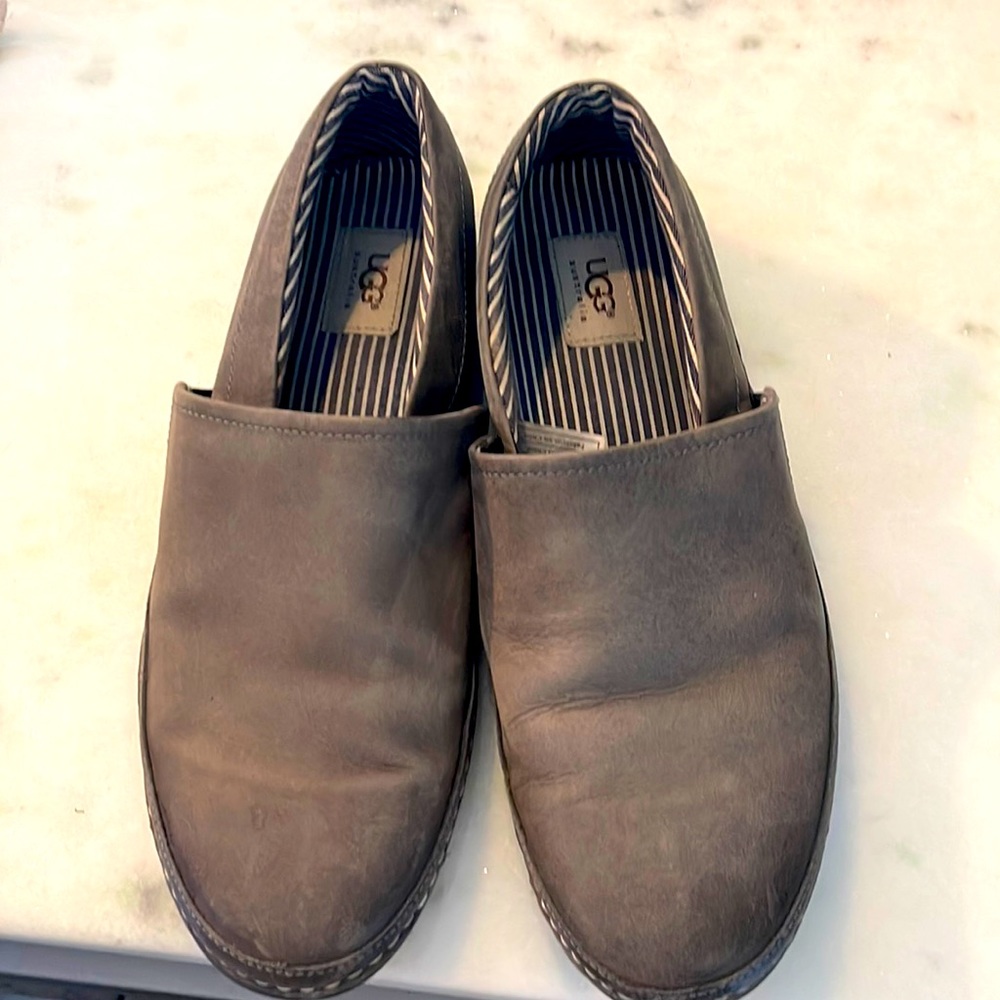 Mens UGG Reefton slip ons, loafer, gray